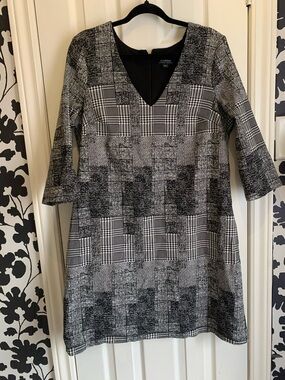 le chateau Black & White Plaid V-Neck Dress classic quiet luxury feminine